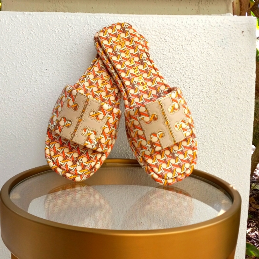 NIB TORY BURCH PRINTED SANDALS 8.5